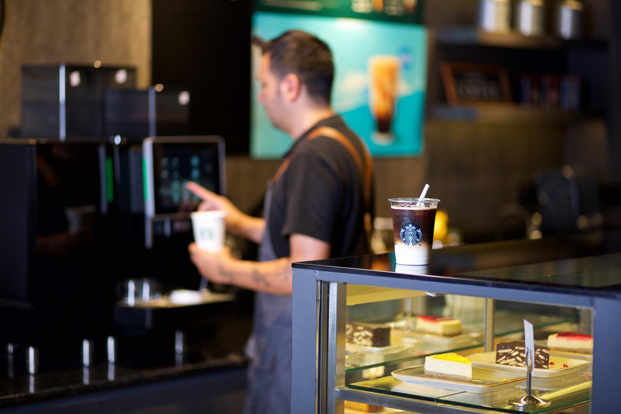 Ramada By Wyndham Istanbul Merter Exterior foto A barista at work
